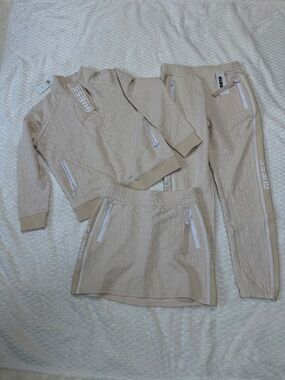 Active USA Beige Logo-Trim Jogger Set Bottoms